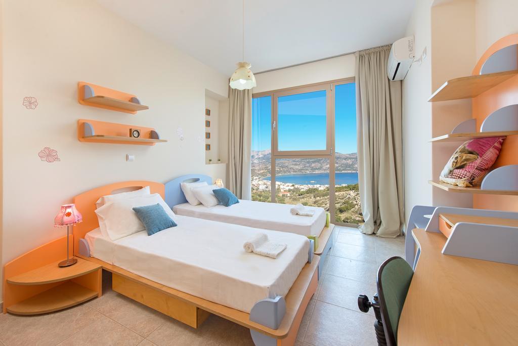 Renata'S Villas Kárpathosz Szoba fotó